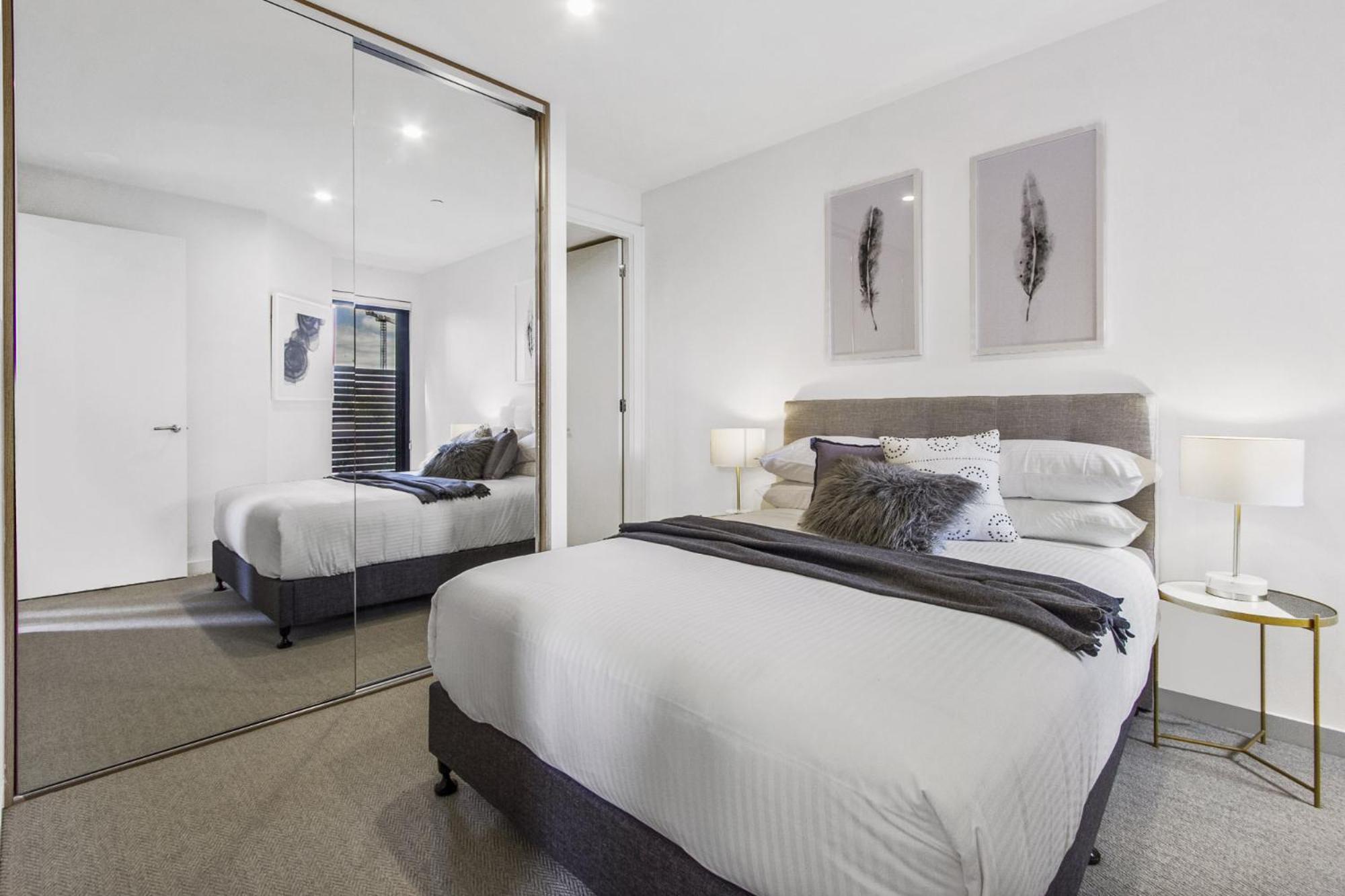Boutique Apartment In Quiet, Sought-After Suburb Carnegie Екстериор снимка
